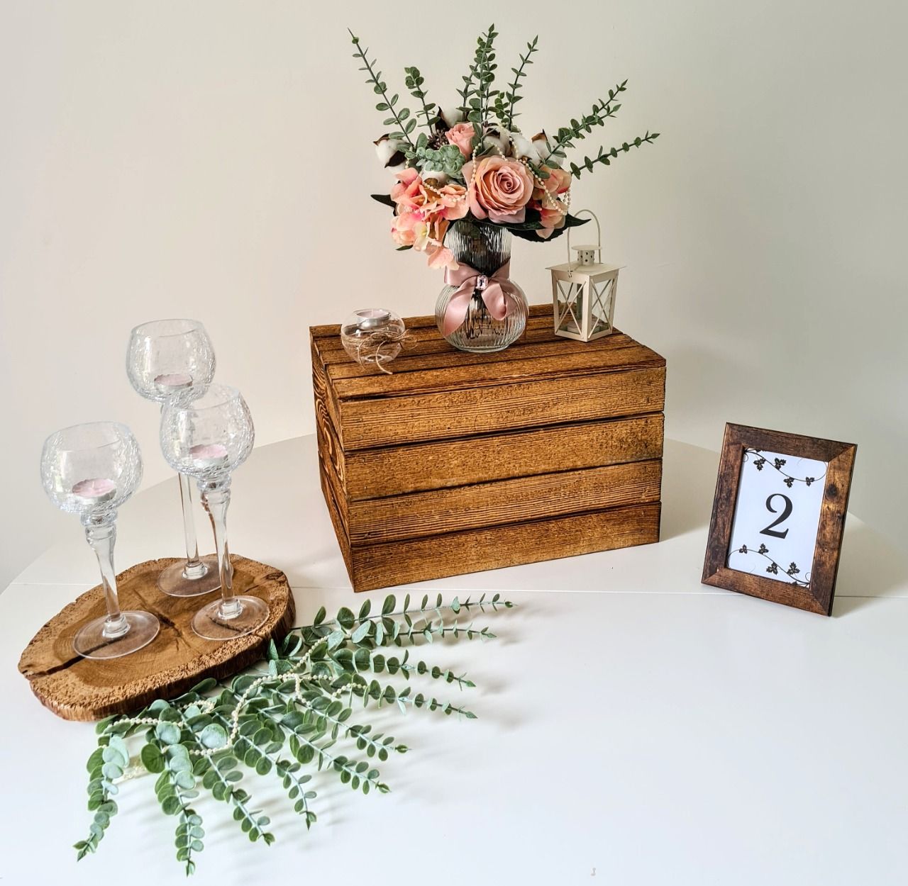 Table Champêtre - Composition avec caisse en bois