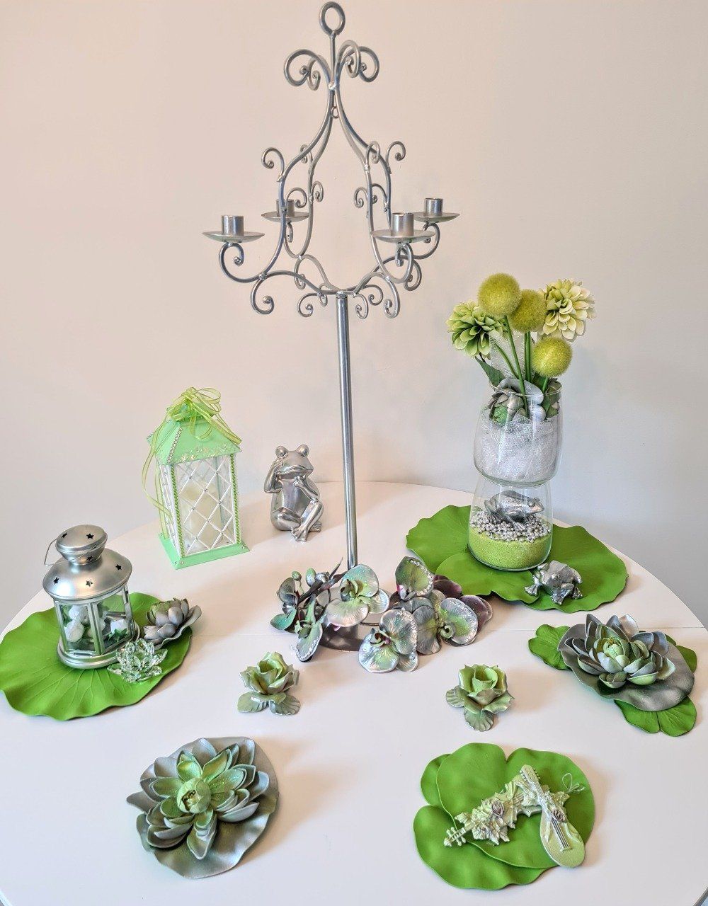 Table La Princesse et la Grenouille - Vue détaillée